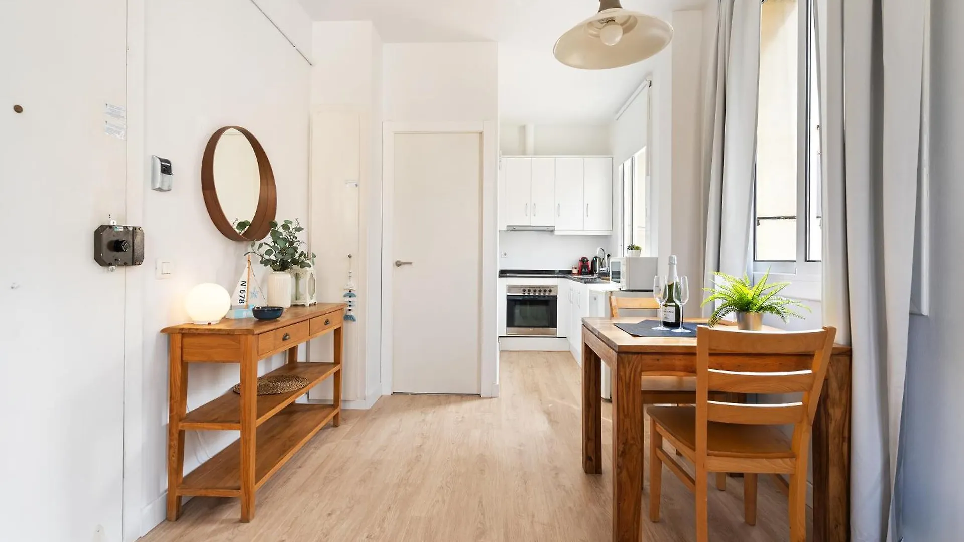 Lodging Apartments Barceloneta Beach Studio 42  Barcelona